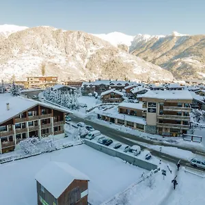 https://le-chalet-des-peupliers.hotels-rhonealpes.com